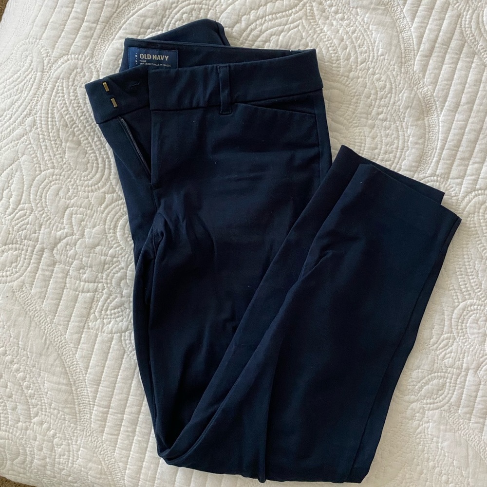 Old Navy Pixie Pant